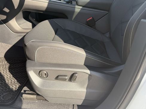 New 2026 Volkswagen Atlas SE image 13