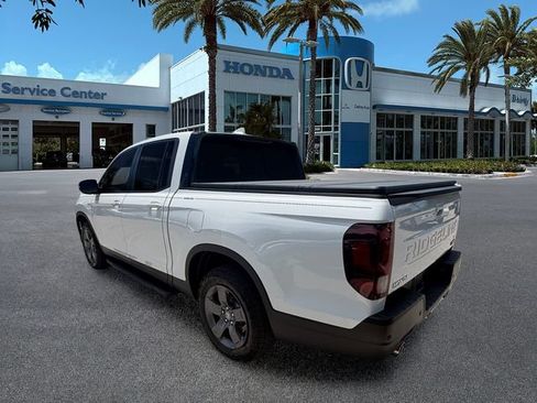 Certified 2024 Honda Ridgeline TrailSport image 6