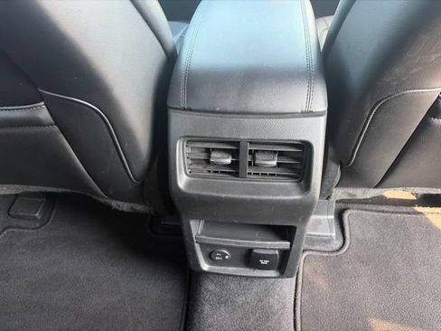Used 2022 Ford Edge SEL w/ Convenience Package AWD/4WD image 27