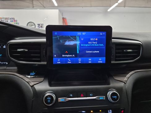 Used 2020 Ford Explorer Limited RWD image 34