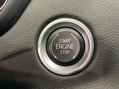 Used 2023 Cadillac XT4 Sport image 19