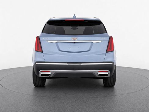 Used 2023 Cadillac XT5 Premium Luxury w/ LPO, Premium Carpet Package FWD image 7