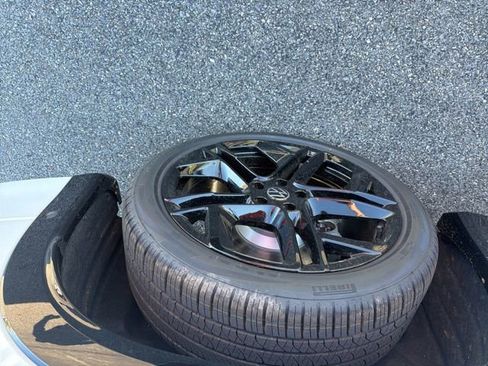 New 2026 Volkswagen Tiguan SE R-Line AWD/4WD image 10