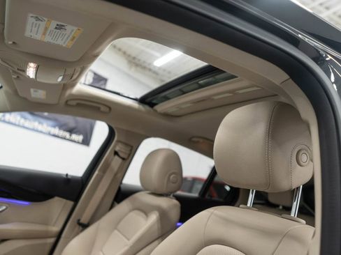 Used 2023 Mercedes-Benz GLC 300 4MATIC Coupe image 8