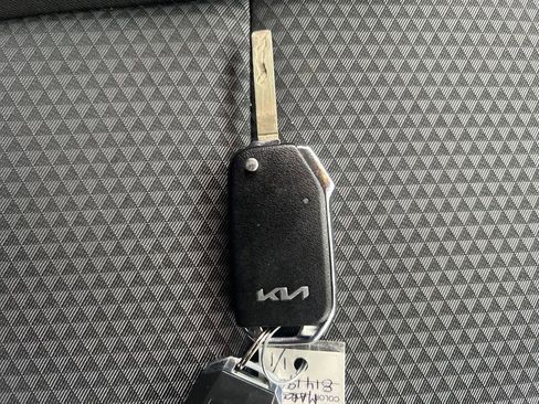 Used 2022 Kia Soul LX w/ Technology Package image 25