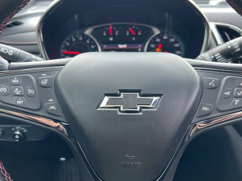 Used 2023 Chevrolet Equinox RS image 24