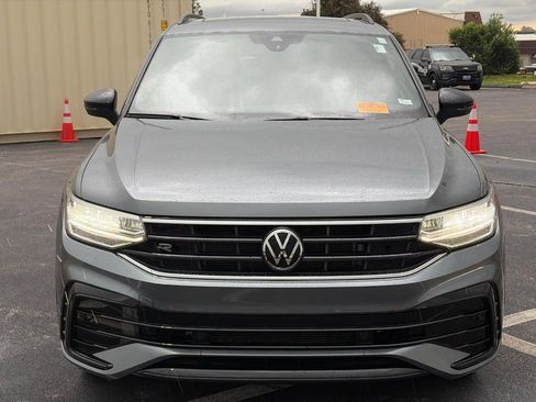 Used 2022 Volkswagen Tiguan SE R-Line AWD/4WD image 2