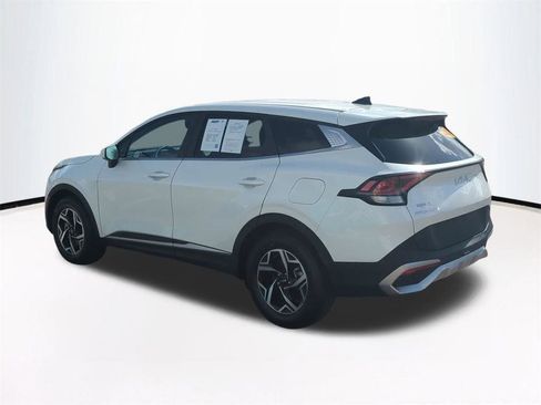 Used 2023 Kia Sportage LX FWD image 7