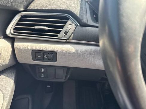 Used 2019 Honda Accord EX-L image 15