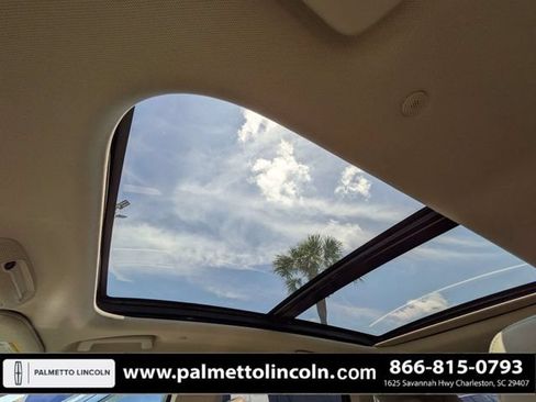Used 2021 Lincoln Nautilus Reserve FWD image 21