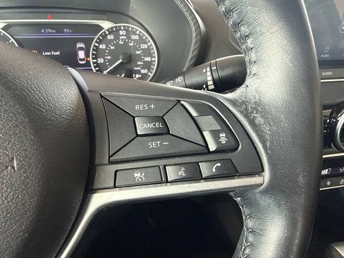 Used 2020 Nissan Sentra SV FWD image 18