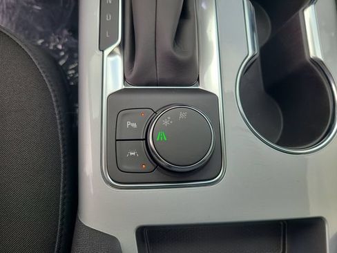 New 2026 Chevrolet Blazer LT FWD image 32