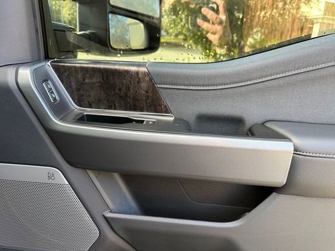 New 2026 Ford F250 Lariat w/ Lariat Ultimate Package image 39