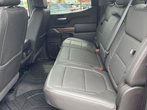 Used 2019 Chevrolet Silverado 1500 LT Trail Boss AWD/4WD image 9
