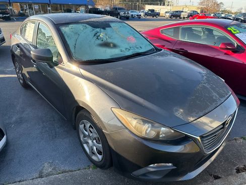 Used 2016 MAZDA MAZDA3 i Sport image 1