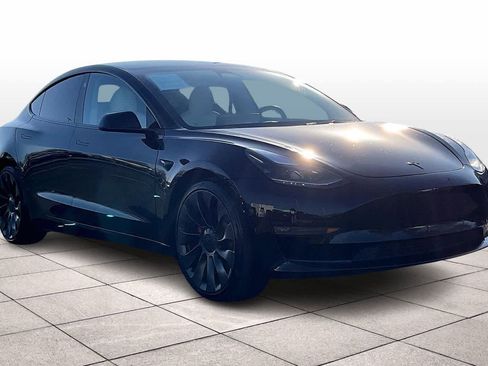 Used 2022 Tesla Model 3 Performance image 2