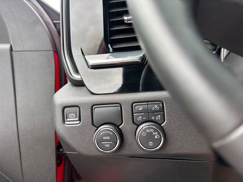 Used 2025 Chevrolet Silverado 1500 LT w/ Texas Edition Plus image 21