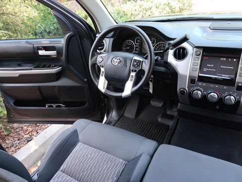 Used 2018 Toyota Tundra SR5 w/ TRD Off Road Package AWD/4WD image 35