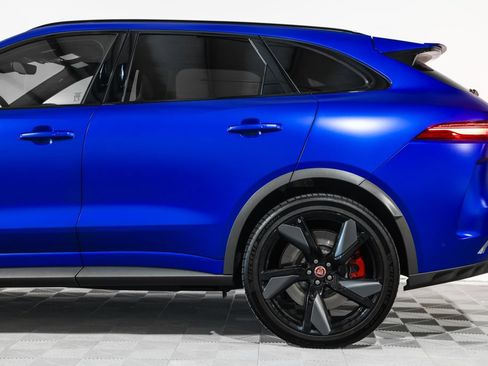 Used 2021 Jaguar F-PACE SVR AWD/4WD image 16