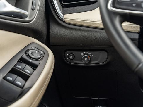 Used 2024 Buick Encore GX Sport Touring FWD image 26