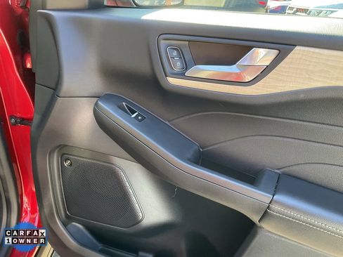 Used 2021 Ford Escape Titanium w/ Titanium Elite Package image 66