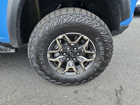 Used 2026 Chevrolet Colorado ZR2 AWD/4WD image 8