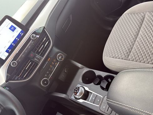 Certified 2020 Ford Escape SE FWD image 20