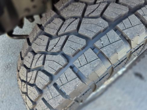 Used 2017 Ford F250 XLT w/ XLT Value Package image 14