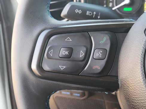 Used 2024 Jeep Wrangler Unlimited Rubicon 4xe w/ Technology Group image 37