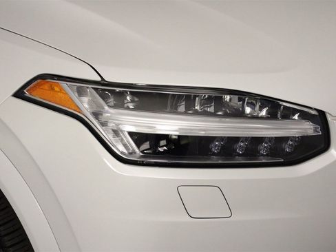 Certified 2024 Volvo XC90 T8 Plus w/ Protection Package Premier image 26