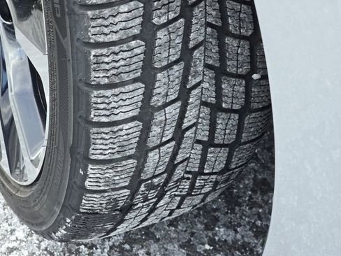 Used 2017 Toyota Corolla L image 8