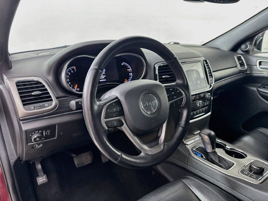 Used 2019 Jeep Grand Cherokee Limited AWD/4WD image 10