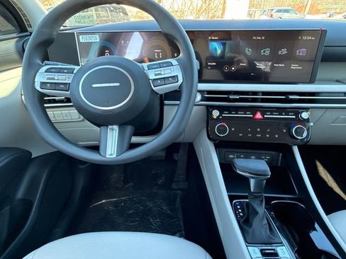 New 2026 Hyundai Tucson SEL image 18