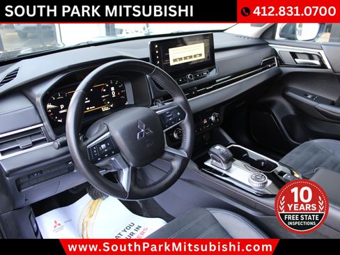 Used 2025 Mitsubishi Outlander SE AWD/4WD image 13