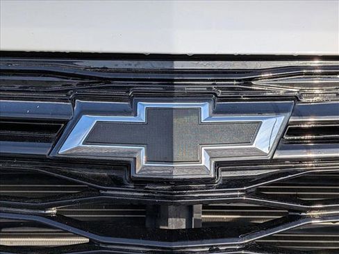 Used 2024 Chevrolet Equinox RS w/ RS Leather Package image 23