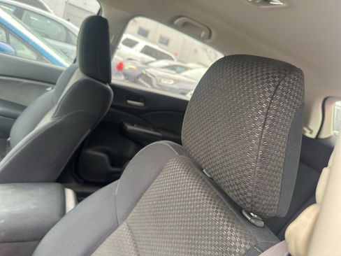 Used 2016 Honda CR-V SE image 7