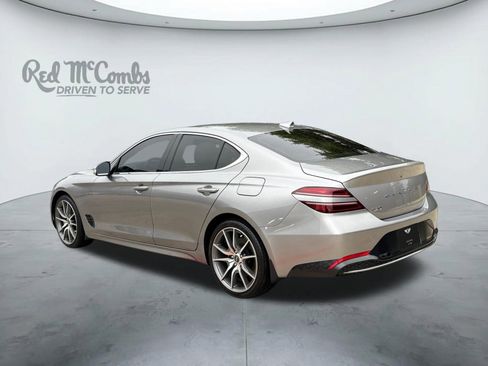 Used 2023 Genesis G70 2.0T RWD image 3