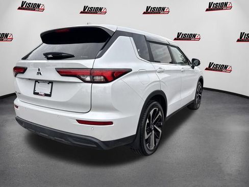 Used 2022 Mitsubishi Outlander ES AWD/4WD image 4