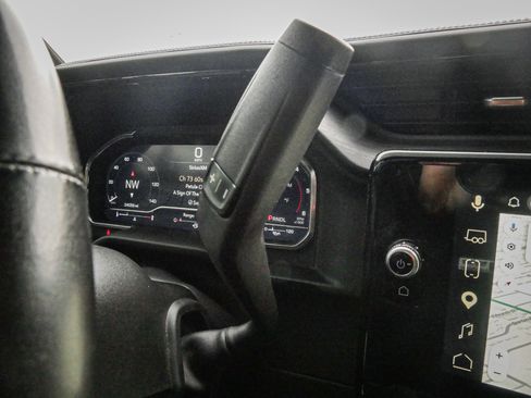 Used 2025 GMC Sierra 2500 AT4X w/ AT4X AEV Edition AWD/4WD image 26