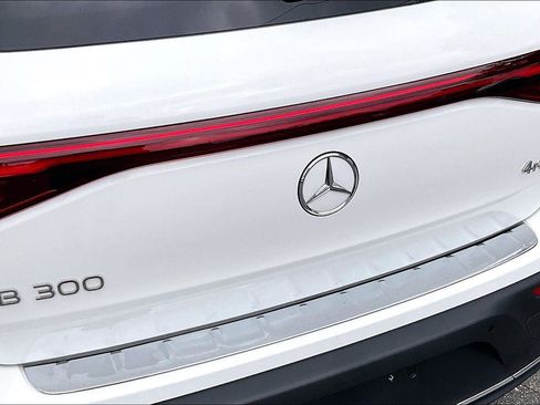 Used 2024 Mercedes-Benz EQB 300 4MATIC w/ Winter Package image 24