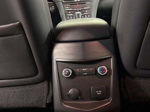 Used 2019 Lincoln MKT AWD image 21