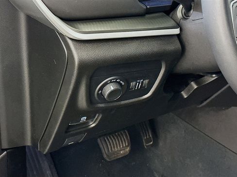 Used 2023 Jeep Grand Cherokee Laredo w/ Trailer Tow Prep Group (B) image 17