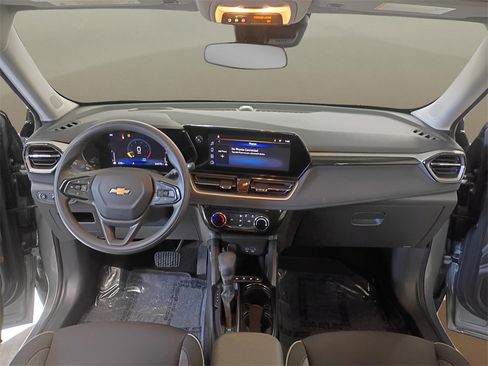 Used 2025 Chevrolet TrailBlazer LT image 21