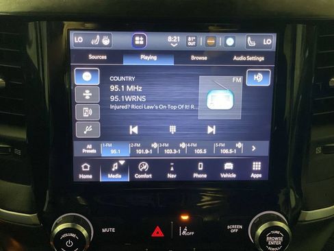 Used 2022 RAM 1500 Big Horn AWD/4WD image 12