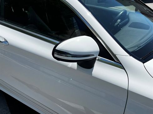 Used 2019 Mercedes-Benz C 300 4MATIC Coupe image 9