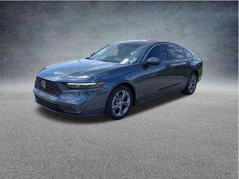 Used 2023 Honda Accord EX image 3