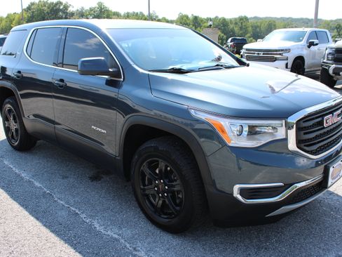 Used 2019 GMC Acadia SLE FWD image 4