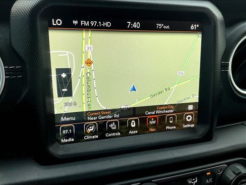 Used 2023 Jeep Wrangler Unlimited Sahara w/ Cold Weather Group AWD/4WD image 38