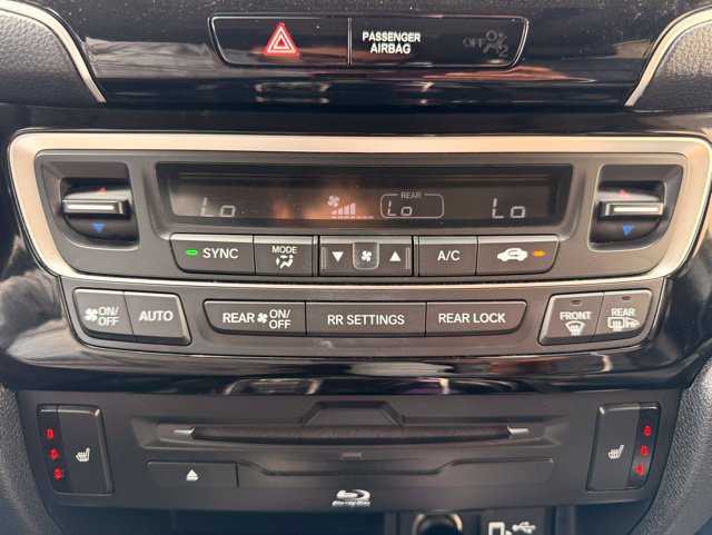 Used 2020 Honda Pilot Touring image 33
