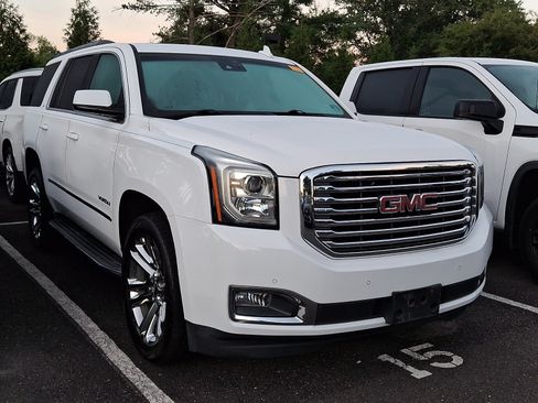Used 2018 GMC Yukon SLT w/ Premium Edition AWD/4WD image 5
